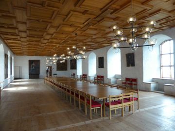 Main room to eat