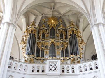 Organ in the church next to the radio tower