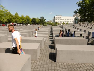 Memorial art