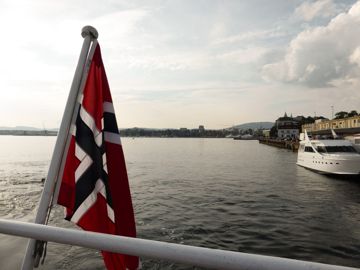 Boat going to the island