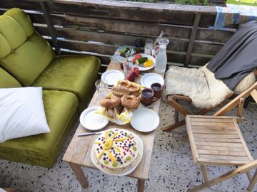 Royal breakfast for my flatmate's CS birthday