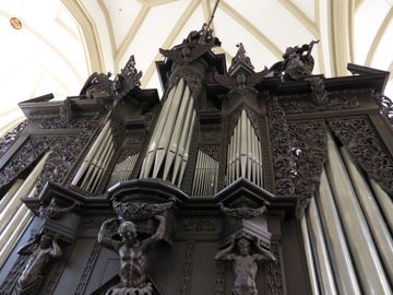 Art wood organ