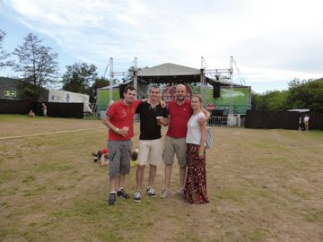 Zsolt, TamÃ¡s and his girlfriend Kati (Katalin) in the festival valley of art