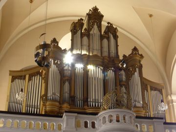 Organ of church