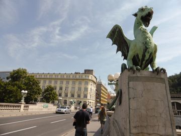 Dragon's bridge