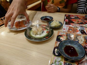 Sushi food