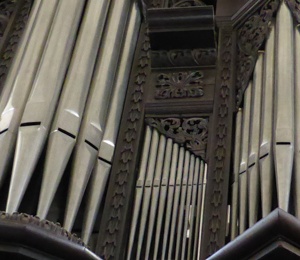 Art wood organ