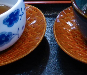 Tea and mochi (Kaki <3)