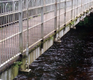 Bridge cross the lock Ness